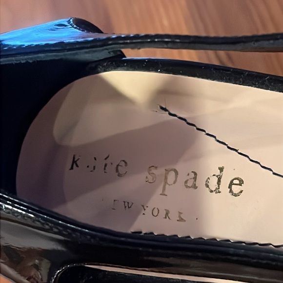 Kate Spade Perforated Patent Leather Sling Back Point Toe Kitten Heels Italy 7.5 - Picture 7 of 11